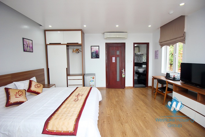 Spacious, fully serviced studio apartment for rent in Hai Ba Trung, Hanoi